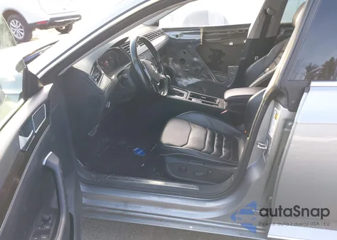 2020 Volkswagen Arteon 2.0T Sel z USA, uszkodzony, nr VIN WVWDR7AN1LE016113